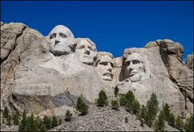Qui n'a pas sa tête sur le mont Rushmore ?