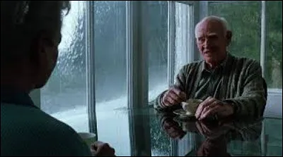 Quel âge Paul Edgecomb a-t-il à la maison de retraite ?