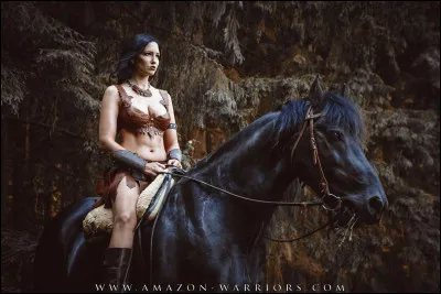 Seule Amazone connue pour s'être marié à Thésée. Qui est-elle ?