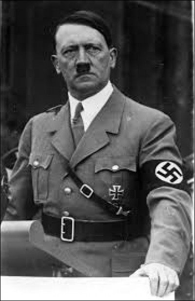 Adolf Hitler est né à quelle date ?