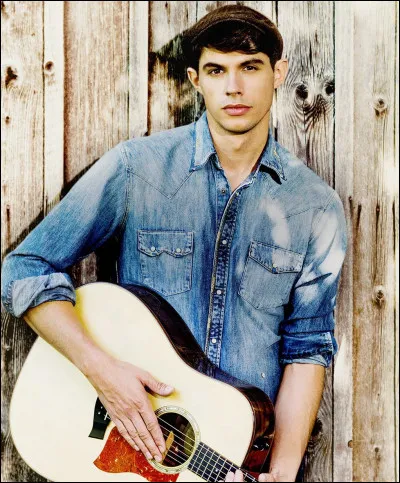 Qui est ce chanteur ?