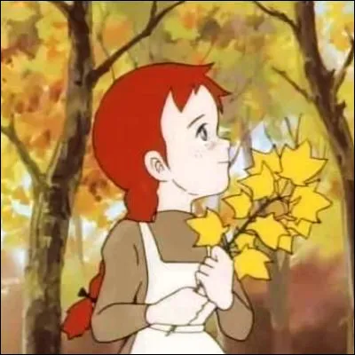 Dans l'anime de 1979 "Anne, la maison aux pignons verts", quel est le nom de la famille qui adopte Anne ?