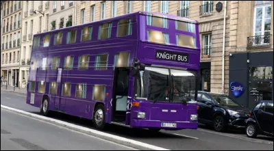 Quel est le nom du bus de la saga ''Harry Potter'' ?