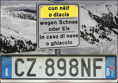 Une région autonome d'Italie où l'on parle trois langues, dont l'une des plus rares d'Europe (environ 30 000 locuteurs), le ... : quelle en est la capitale ?