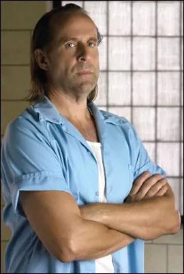 De quelle nationalit est-il ?