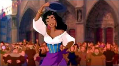 Dans le film Disney "Le Bossu de Notre-Dame", quel est le prénom de la bohémienne dont Quasimodo est amoureux ?