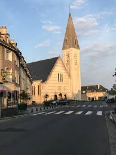 Nous commençons notre balade en Normandie, à Aunay-sur-Odon. Ancienne commune de l'arrondissement de Vire, elle se situe dans le département ...