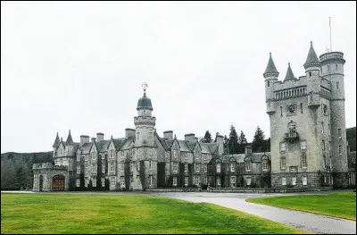 Celui-ci est dans le Dord, en d'Écosse : c'est bour la Reide, quand elle est enrhubée, qu'elle a le dez bougé et qu'elle d'a ... ! (Beuillez gombléder !)