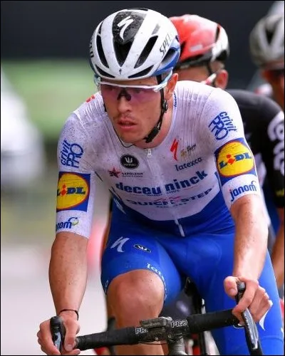 Lui, c'est "Le TGV de Clermont-Ferrand", il ne craint pas les longs raids en solitaire comme lors de sa victoire dans la 19 ème étape du Tour d'Espagne en 2019...