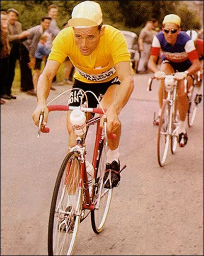 Coureur a l'autorité légendaire, ses équipiers et ses adversaires le surnommaient "Napoléon". Il terminera second du Tour derrière Federico Bahamontès en 1959...