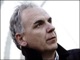 Quel est cet entraineur ?