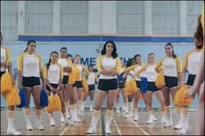 Comment s'appelle l'équipe de pom-pom girls du lycée Riverdale High ?