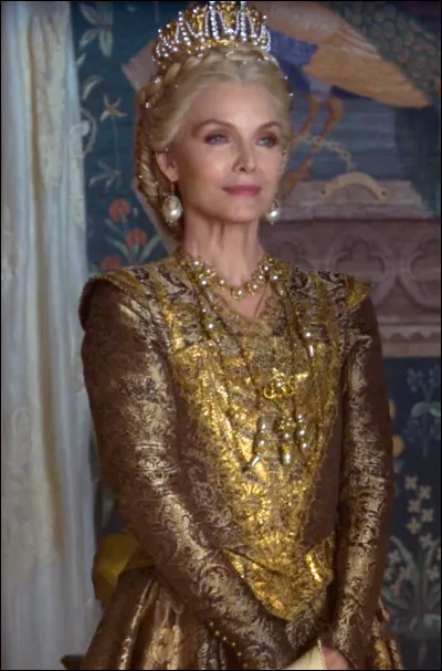 Comment s'appelle cette méchante ?