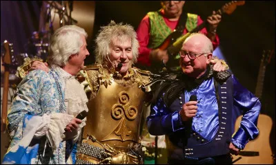 Quel est ce groupe qui chante ''Dans les prisons de Nantes'' ?