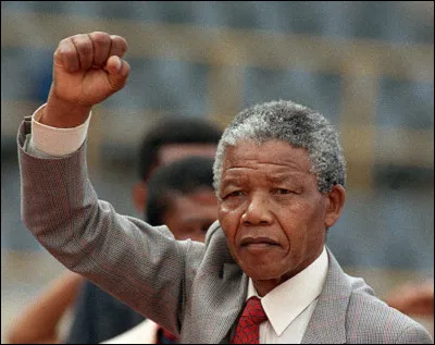 Combien d'ann&eacute;es Nelson Mandela a-t-il pass&eacute; en prison ?