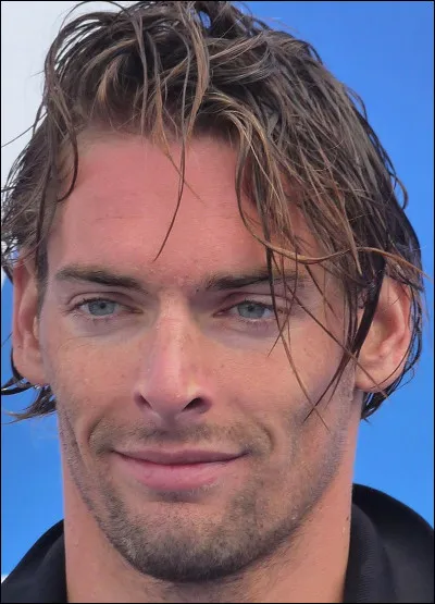 A un côté théatral, c'est la...