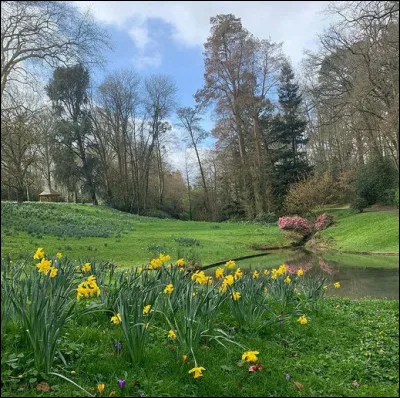 2e > Ici, on injecte quelques 41 millions d'euros par an pour végétaliser l'espace urbain : l'Erdre rien, ça fait des sous !