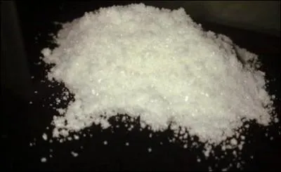 En plus du sentiment de toute puissance dcrit par les consommateurs de mphdrone, quels sont les principaux effets de cette drogue ?