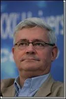 Dans la course  la prsidence du Front national opposant Marine Le Pen  Bruno Gollnisch, quel est le principal atout de ce dernier ?