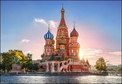 Km 0 : Moscou. Parmi ces grands monuments russes, lequel pourrez-vous découvrir à Moscou ?