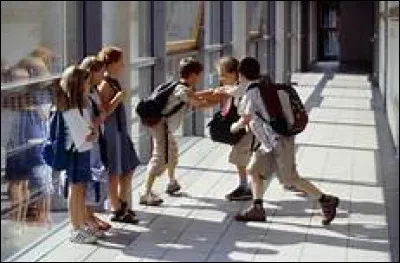 Une bataille éclate, que fais-tu ?