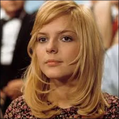 Avec quel chanteur France Gall partage-t-elle un duo sur la chanson "Ça balance pas mal à Paris" ?
