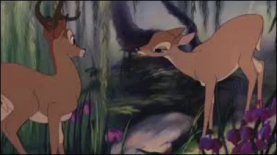 Comment s'appelle la biche dont Bambi est amoureux ?