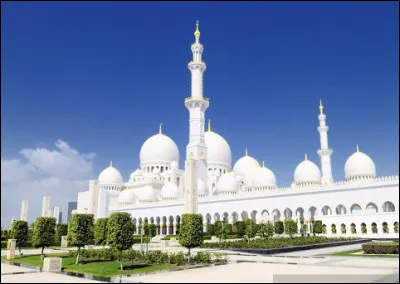 Dans quel Émirat se situe la mosquée blanche ?