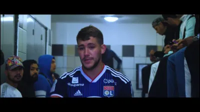 À quel rappeur français l'Allemand SixNueve est-il souvent comparé, en raison de leur style musical extrêmement similaire ?