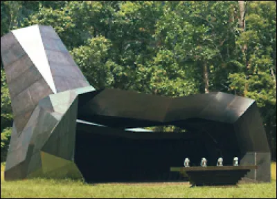 Arriv&eacute; dans l'ar&egrave;ne, tu vois des objets pr&egrave;s du Cornucopia (Corne d'Abondance). Qu'as-tu rep&eacute;r&eacute; ?