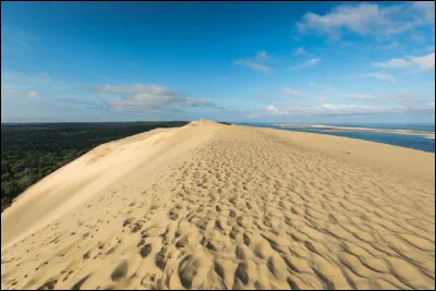 Dans quel département ''la dune du Pilat'' est-elle située ?