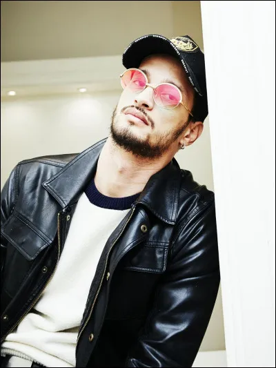 Qui est ce chanteur ?