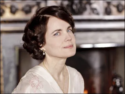 Actrice américaine, connue pour son rôle dans "Il était une fois en Amérique" et plus récemment pour celui de la comtesse de Grantham, dans la série télévisée "Downton Abbey" :