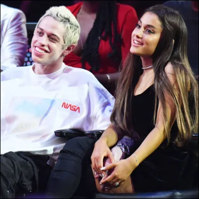 Elle avait écrit une chanson pour Pete Davidson.