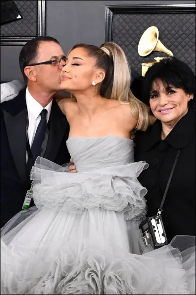 Quand ses parents ont divorcé, elle ne voulait pas prendre le nom de son père.