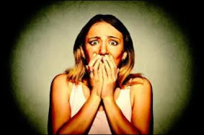 L'ailurophobie est la phobie des :