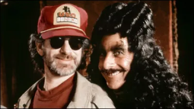 Qui sont les acteurs et actrices principaux du film ''Hook ou la revanche du capitaine Crochet'' ?