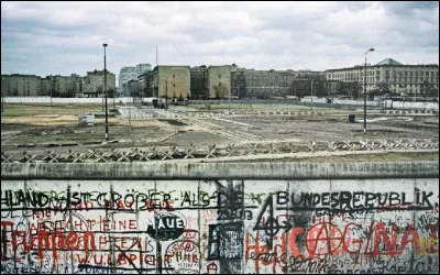 Quel était le sigle de l'Allemagne de l'Est ?