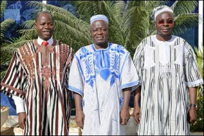 ''Est'', est une des 13 régions administratives du Burkina Faso. Que signifie littéralement ''Burkina Faso'' ?