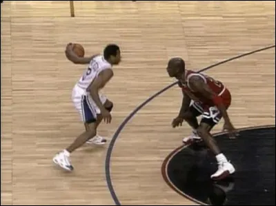 Il est connu pour avoir utilis&eacute; ce crossover sur...