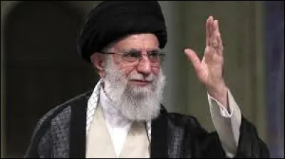 Quel est le nom d'un des titres les plus élevés décerné à un membre du clergé chiite ?