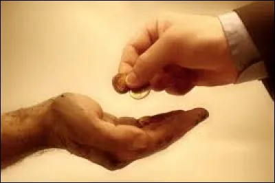 Quel est le nom de l'offrande aux nécessiteux sans contrepartie ?