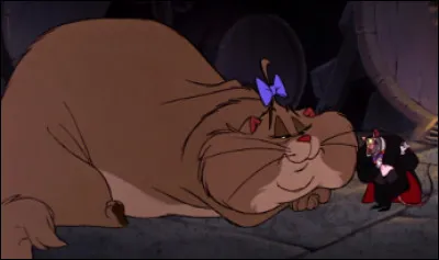 Qui est cette chatte obèse et méchante de la galaxie Disney, animal de compagnie et sbire du professeur Ratigan ?
