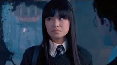 Quel est le nom de famille de Marietta, l'amie de Cho Chang qui lors de la 5e année à Poudlard de Harry, dénonce l'activité de l'armée de Dumbledore à Ombrage ?