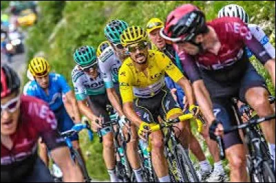 Quelle est la couleur du maillot jaune sur le tour de France ?