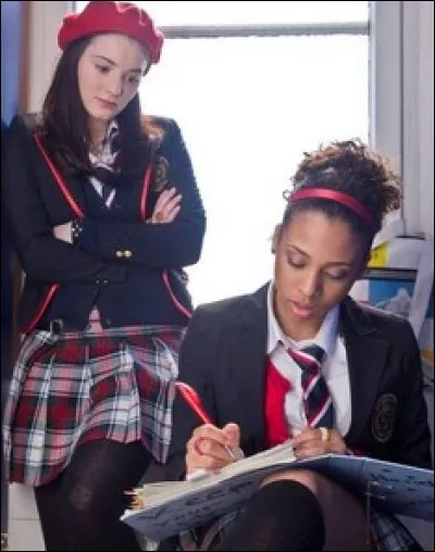 Que lui demande son amie Leslie ?