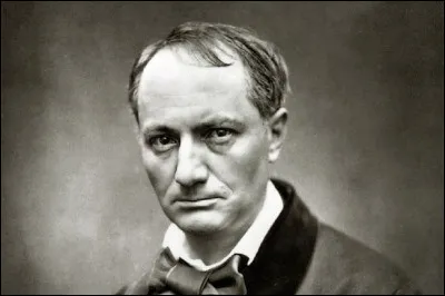 ''L'un agace son bec avec un brûle-gueule,
L'autre mime, en boitant, l'infirme qui volait !''

De quel poème de Baudelaire ces vers sont-ils extraits ?