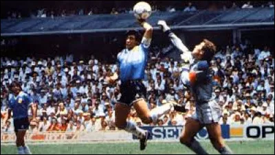 Le 25 novembre Diego Maradona meurt. Quelle était sa nationalité ?