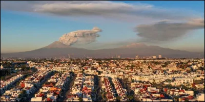 Ville  Près de quelle ville mexicaine se situe le Popocatepetl ?