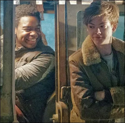 Toujours au début : 
Newt : 
« On a commencé l'aventure ensemble ça serait... »